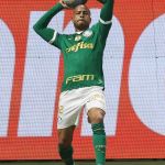 Lateral preocupa no Palmeiras, e Abel desfalca time contra Fluminense
