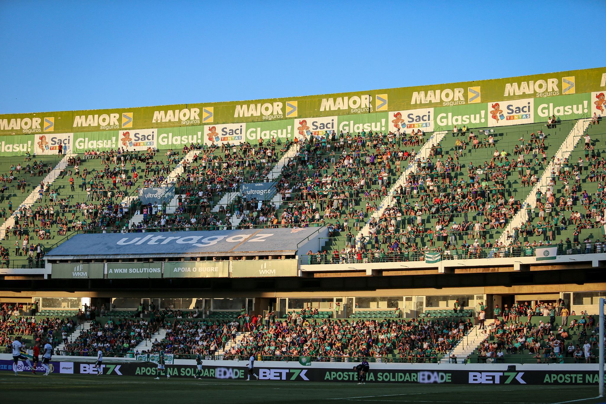 Estádio de tradicional clube brasileiro é pichado por torcedores rivais