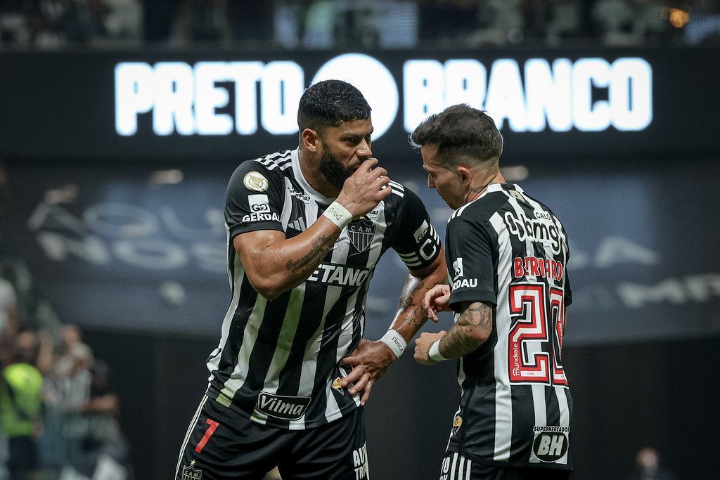 Atlético: Hulk defende Bernard de críticas e manda recado