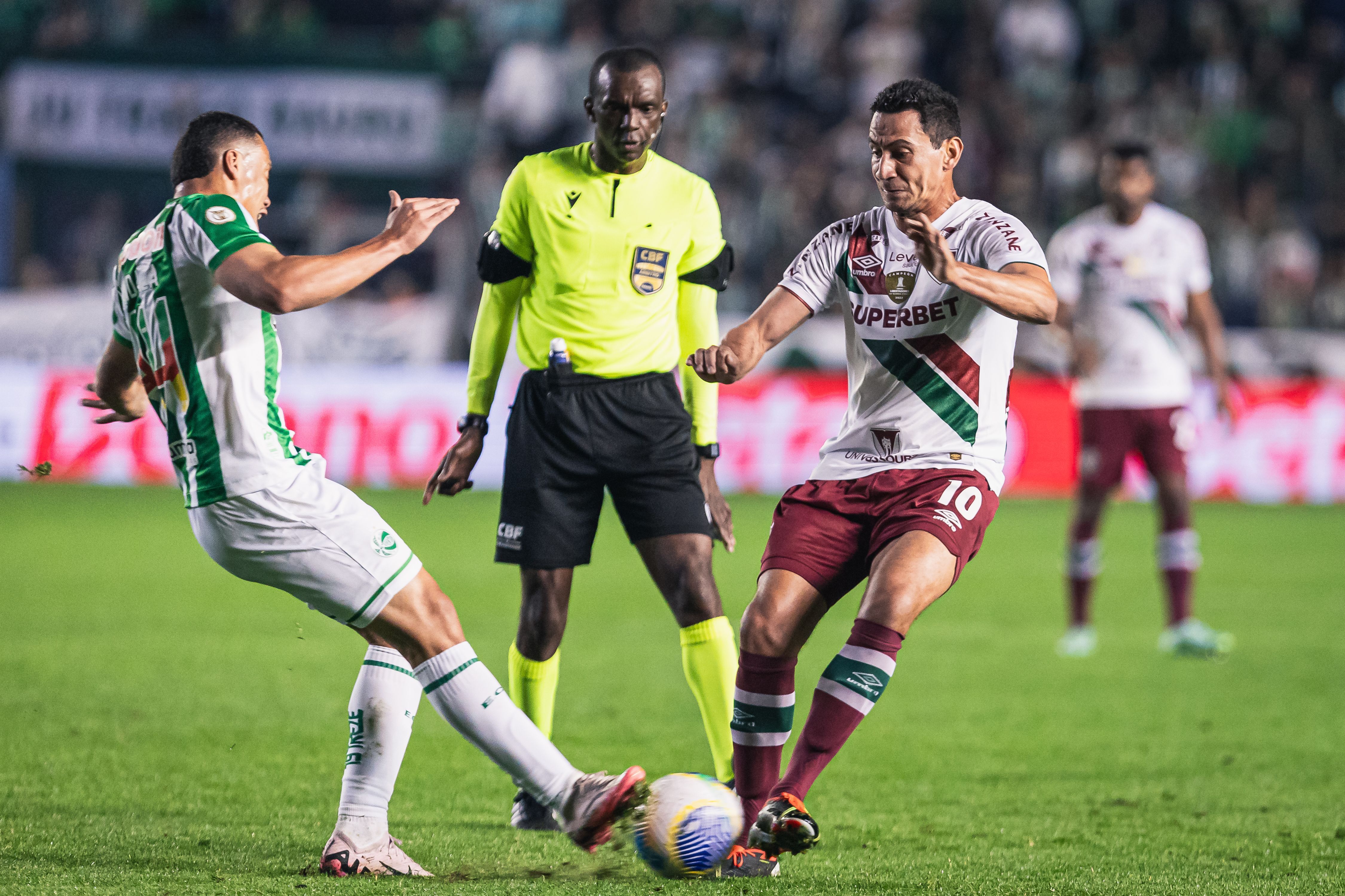 Em confronto direto contra o Z4, Juventude e Fluminense duelam em Caxias do Sul