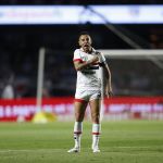 Vai parar? Rafinha avalia futuro após entrar em reta final de contrato com São Paulo