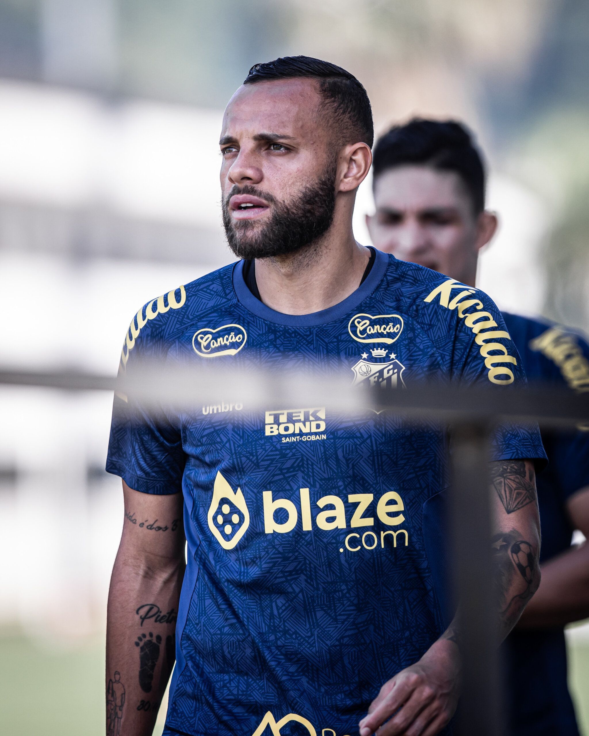 Guilherme projeta duelo com o Paysandu e comemora artilharia no Santos