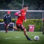 De saída do Inter, Bustos treina separado do grupo; fonte confirma negócio