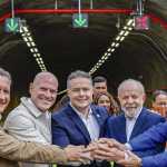Lula critica ausência de governador em inauguração de obra em Santa Catarina