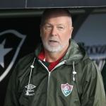 Mano Menezes aponta motivo de instabilidade do Fluminense no clássico