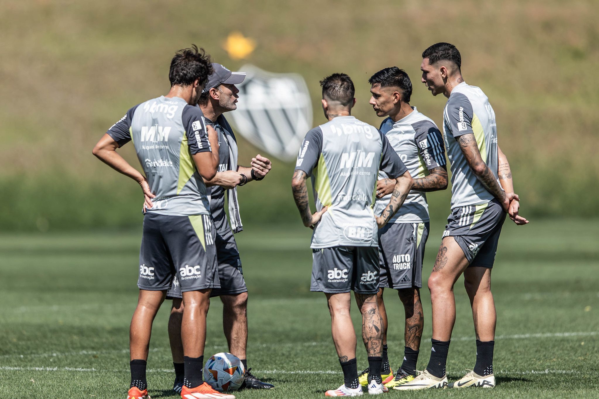 Atlético tem novidade nos relacionados para duelo da Libertadores; veja lista
