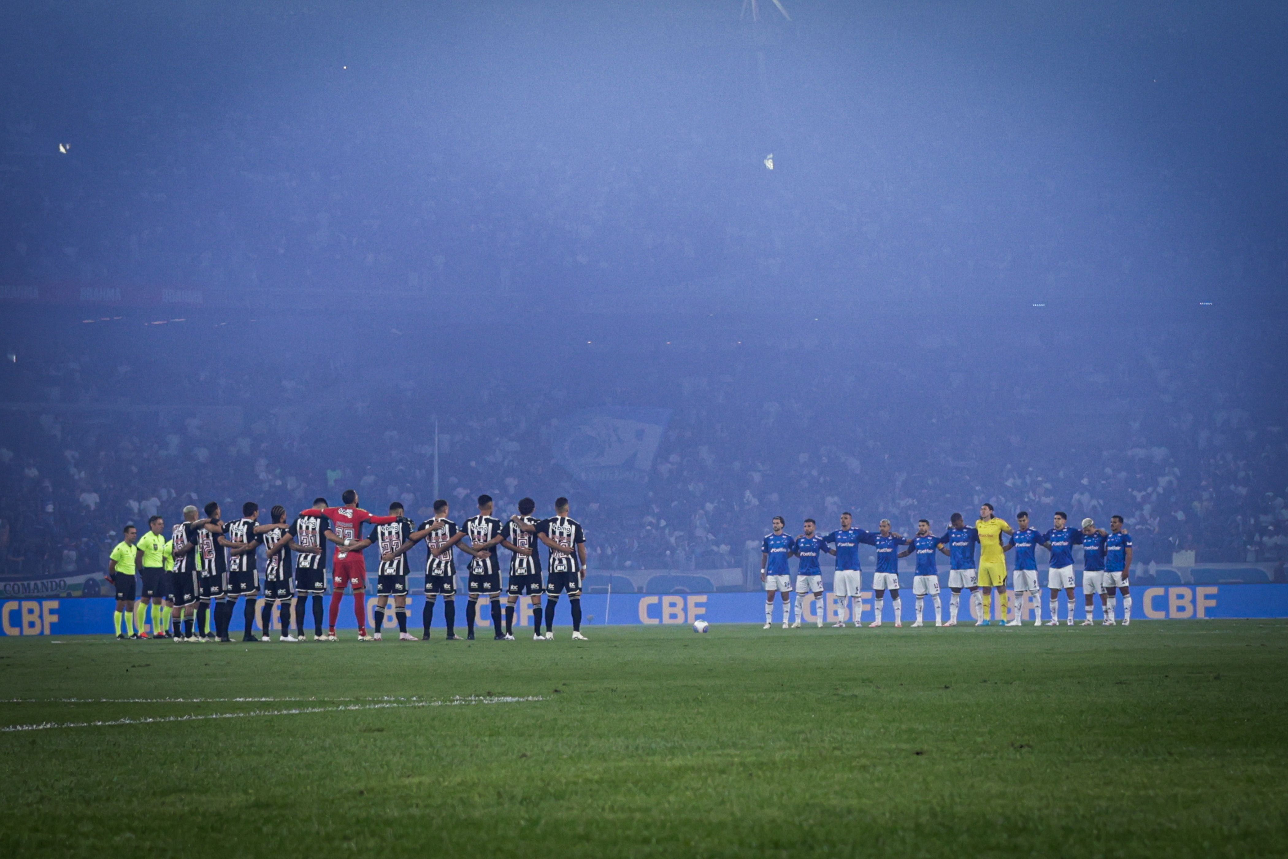 Mattos avalia que 'respeito' ao Cruzeiro motivou mudanças no Atlético em clássico