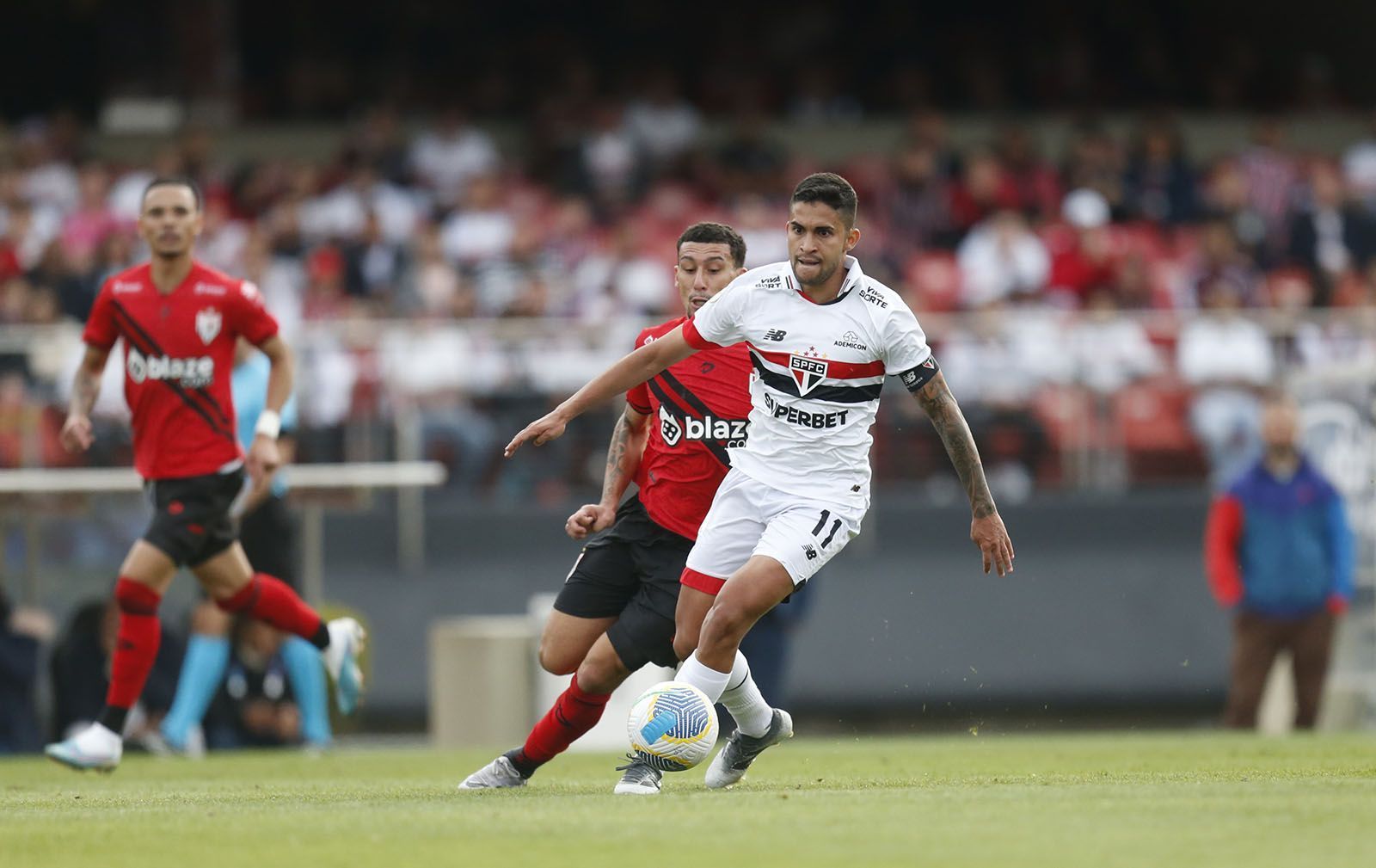São Paulo 1x0 Atlético-GO: gol e melhores momentos da partida pelo Brasileiro