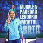Medalhista olímpica, Lorena é homenageada pelo Grêmio e fala sobre futuro