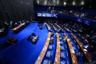 Escala 6 x 1: senadores apresentam PEC alternativa à da Câmara dos Deputados