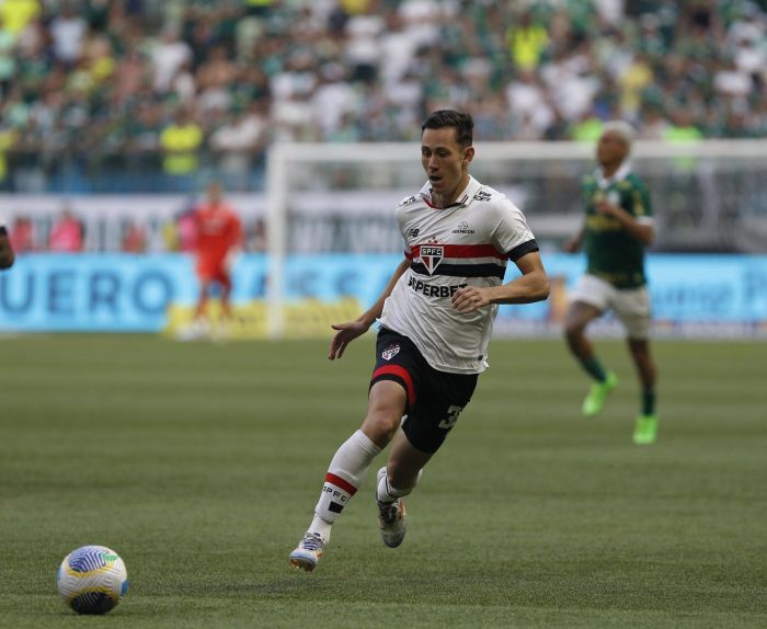 Patryck, lateral-esquerdo do São Paulo Patryck, lateral-esquerdo do São Paulo