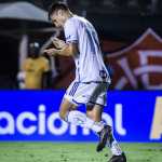 Dinenno revela bastidores de recuperação após marcar dois gols pelo Cruzeiro