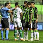 América perde pênalti, fica no empate com a Chapecoense e deixa o G4 da Série B