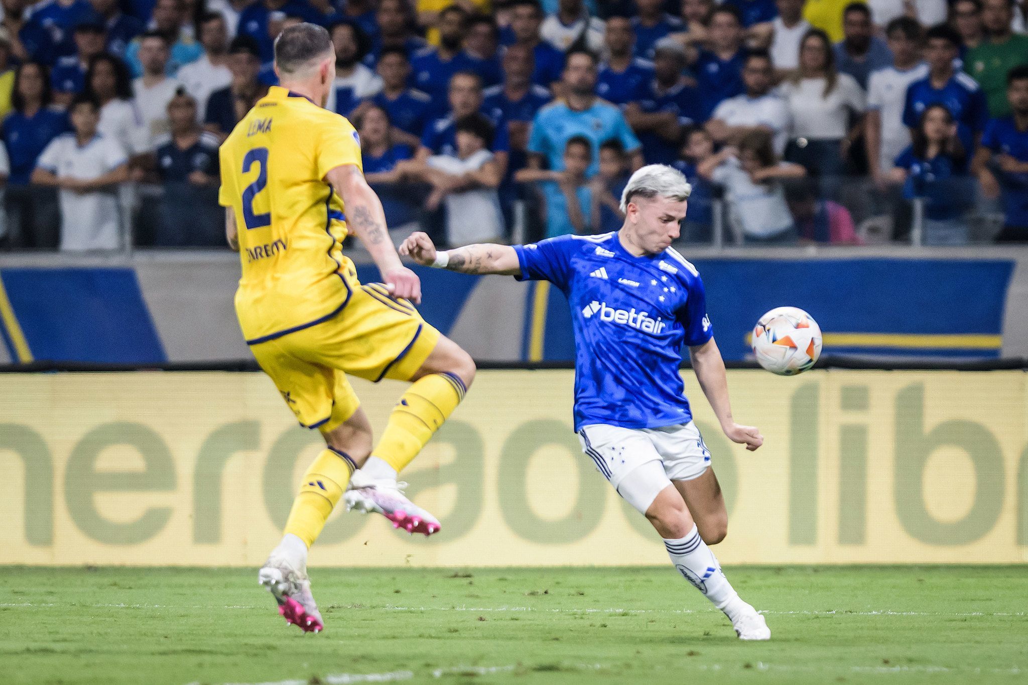 Cruzeiro encerra jejum de 27 anos com vitória em cima do Boca, no Mineirão