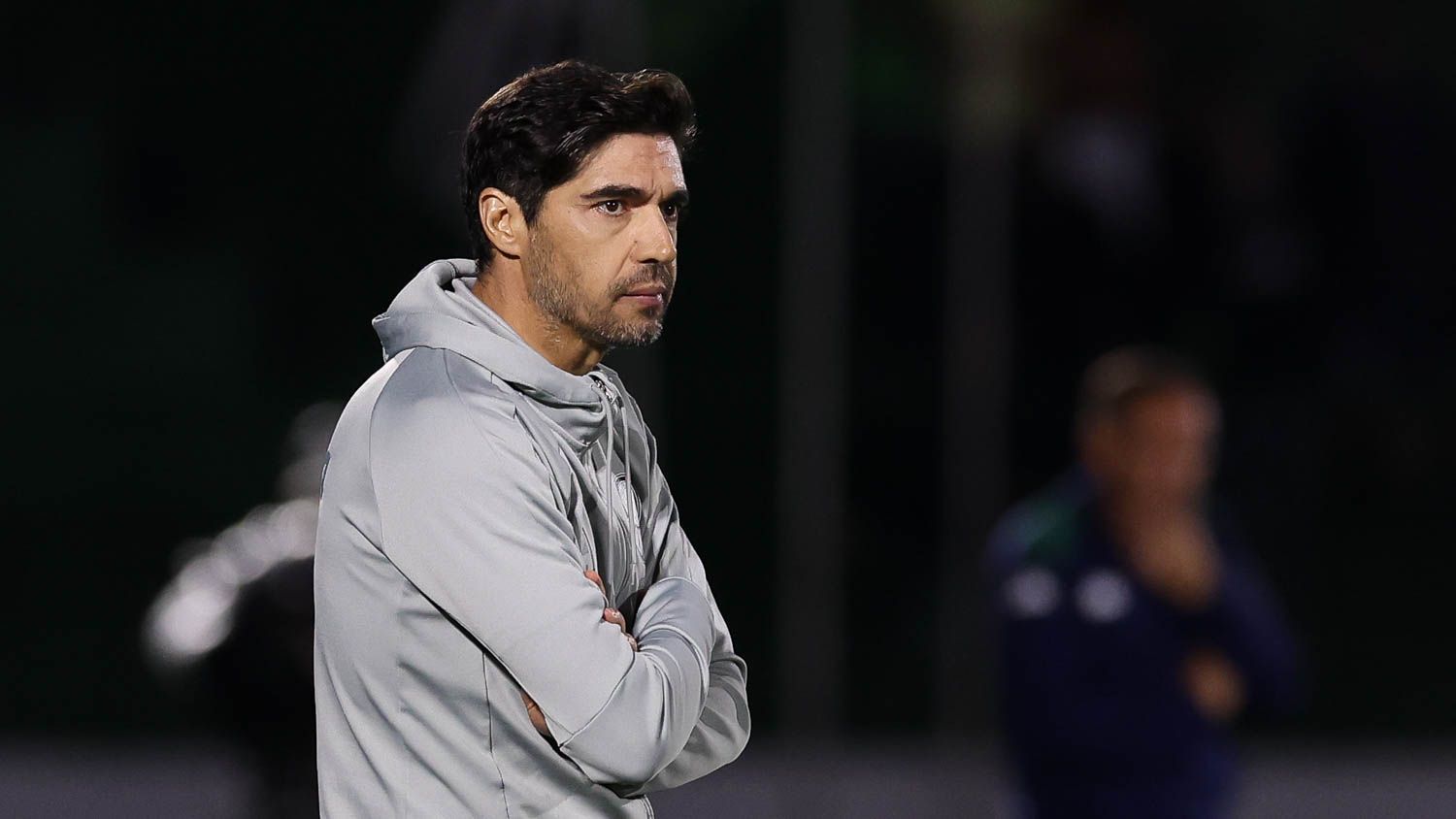 Abel Ferreira desabafa e pede desculpas 'por não ser tão bom'  após goleada do Palmeiras