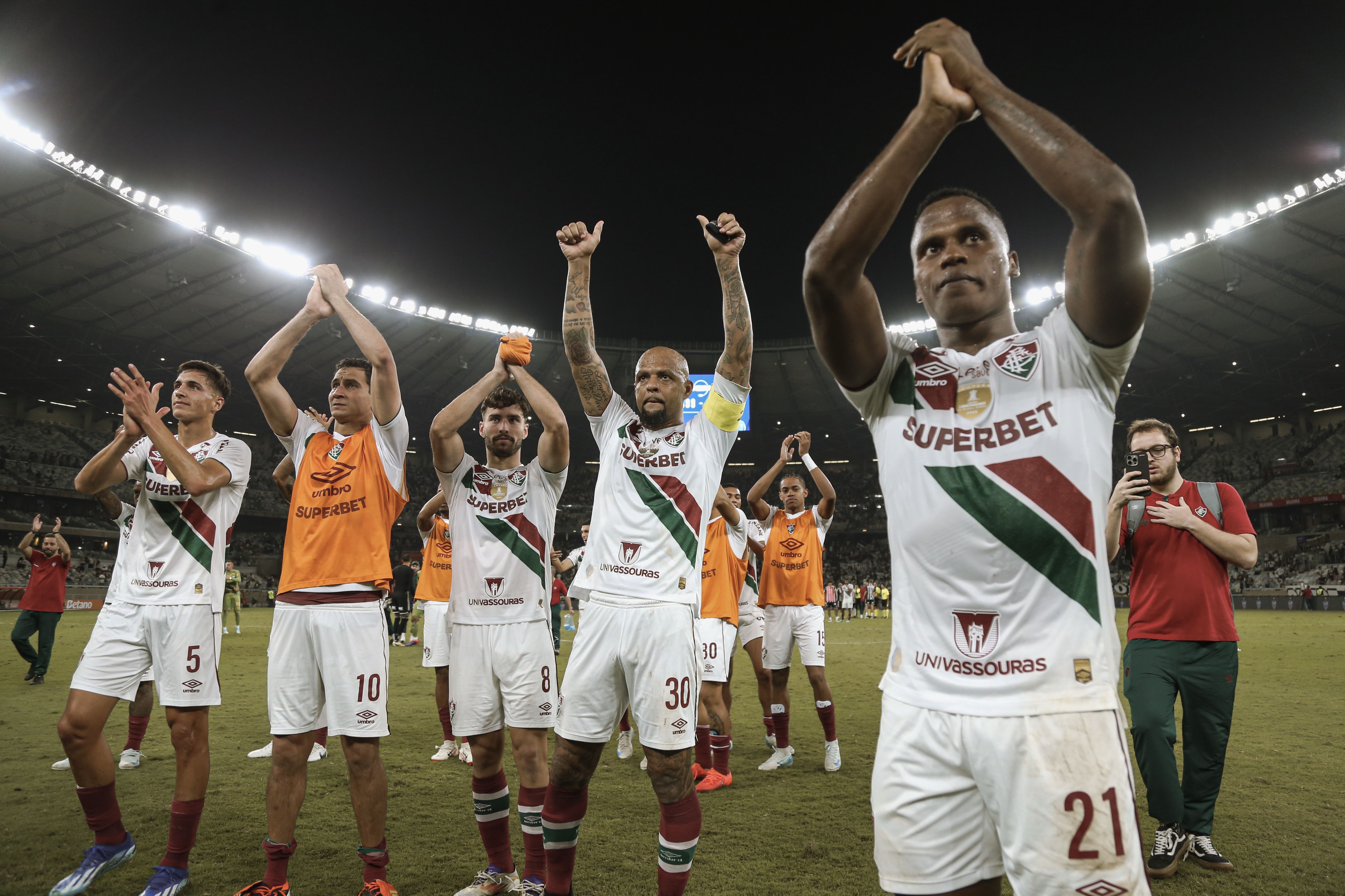Fluminense anuncia renovação de contrato com campeão da Libertadores