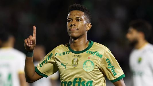 Estêvão Willian teve atuação de gala na goleada do Palmeiras sobre o Cuiabá, neste sábado (24), em Campinas