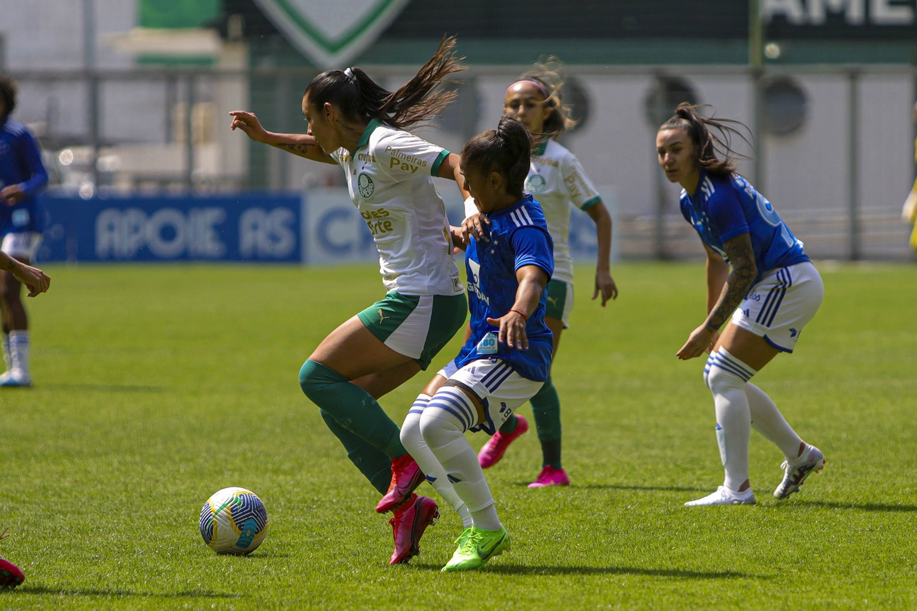 Em desvantagem e com tabu em jogo, Cruzeiro visita Palmeiras pelo Brasileiro Feminino