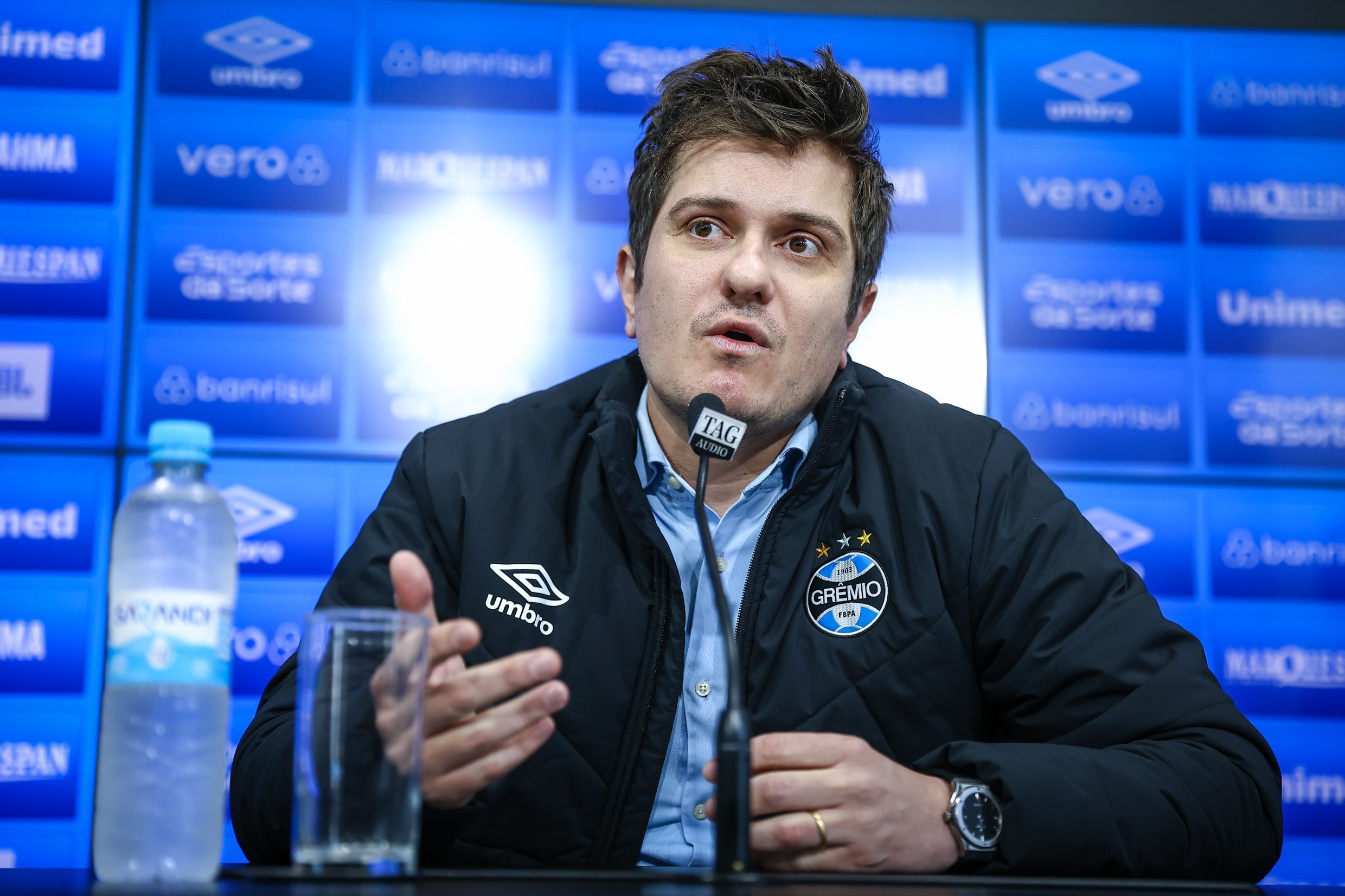 Dirigente do Grêmio fala de reforços e não garante Renato no cargo em 2025