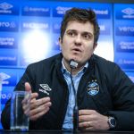 Dirigente do Grêmio fala de reforços e não garante Renato no cargo em 2025