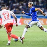 Cruzeiro 0 x 0 Inter: expulsão, pênalti perdido e melhores momentos do jogo pelo Brasileiro