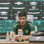 Uruguaio chega com a missão de substituir ídolo recente do Fluminense