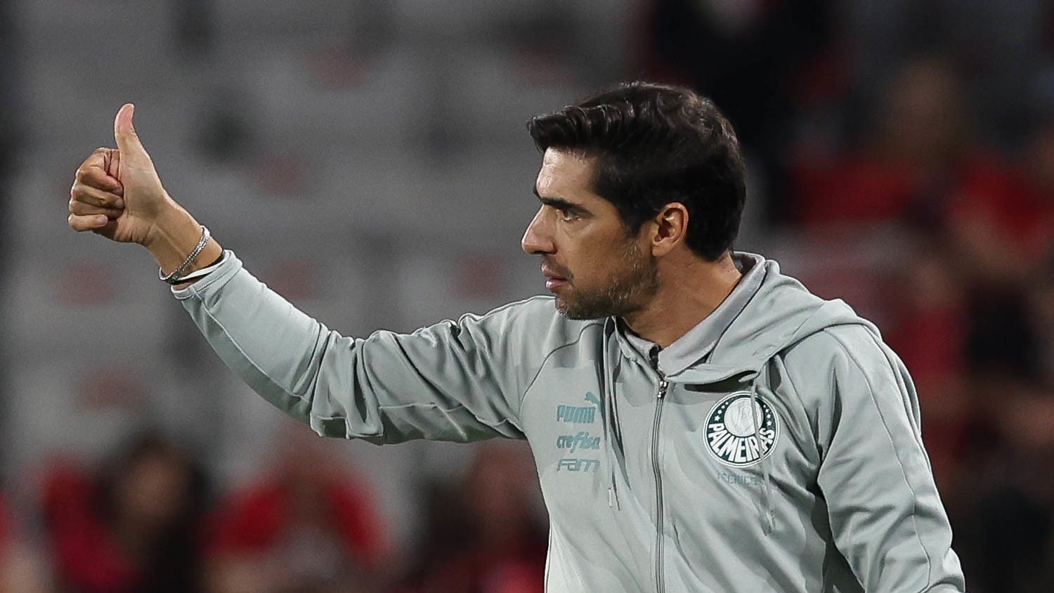 Palmeiras consegue liberação de Abel Ferreira para jogo contra o Atlético