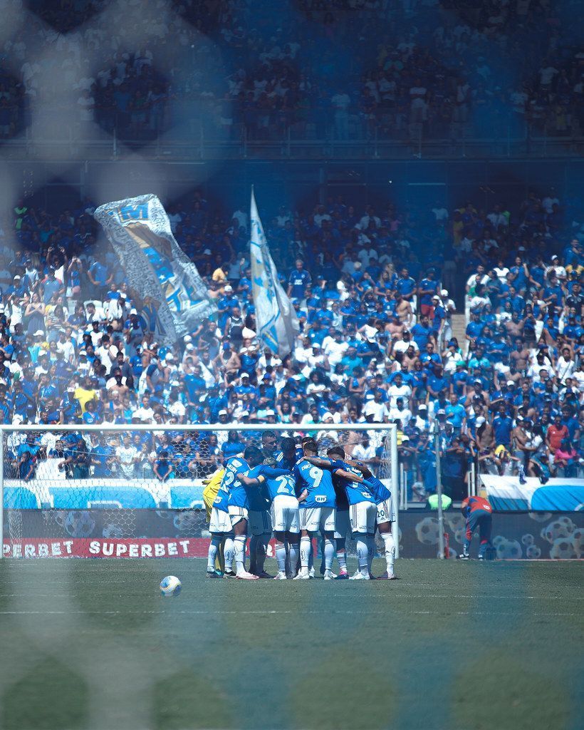 Matheus Pereira abre o jogo sobre oscilações do Cruzeiro após chegada de reforços