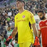 Rochet é convocado pelo Uruguai e desfalca Inter no Brasileirão