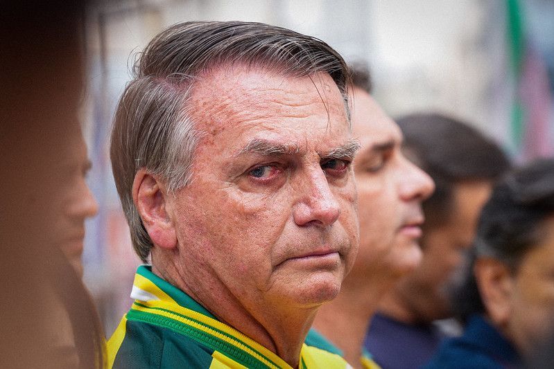 Nas redes sociais, direita lamenta e questiona condenação de Bolsonaro no STF