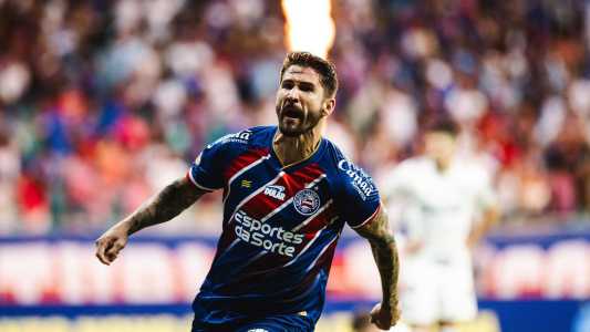 Atacante Everaldo comemora gol pelo Bahia em 2024