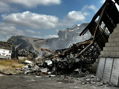 Empresas atingidas produzem decoração natalina e embalagens