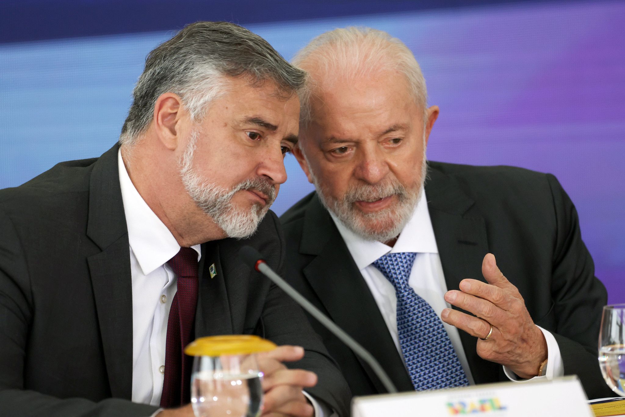 Após gastar quase R$ 30 milhões em redes sociais, nova Secom vai reavaliar estratégia digital