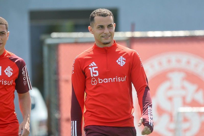 Bruno Gomes sofre lesão de LCA e desfalca o Inter por no mínimo seis meses