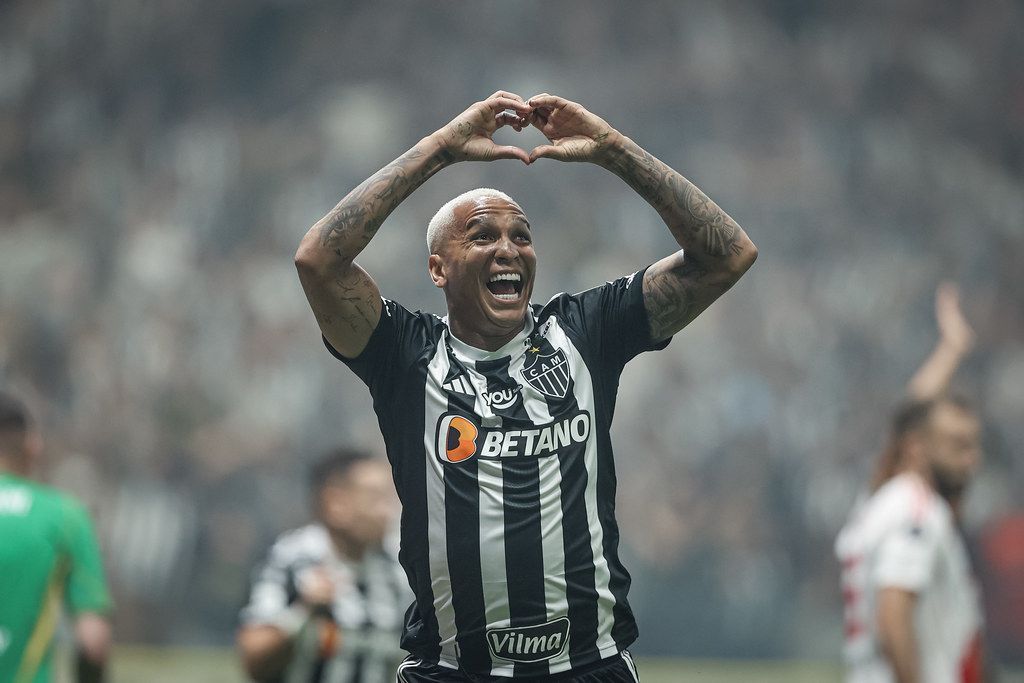 Deyverson manda recado para a torcida do Atlético e faz projeção para 2025