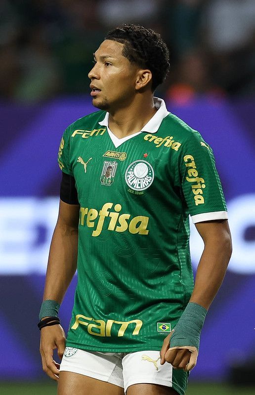 Palmeiras toma decisão sobre 'novela' de Rony que envolve Atlético e Vasco