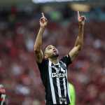 Autor de gol de 'sobrevida' do Atlético, Kardec manda recado à torcida