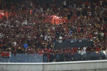 Torcida do Flamengo na Arena MRV