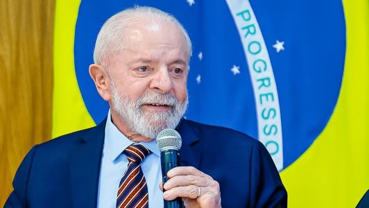 Lula deixa de ter cuidados de UTI, informa novo boletim | CNN Brasil