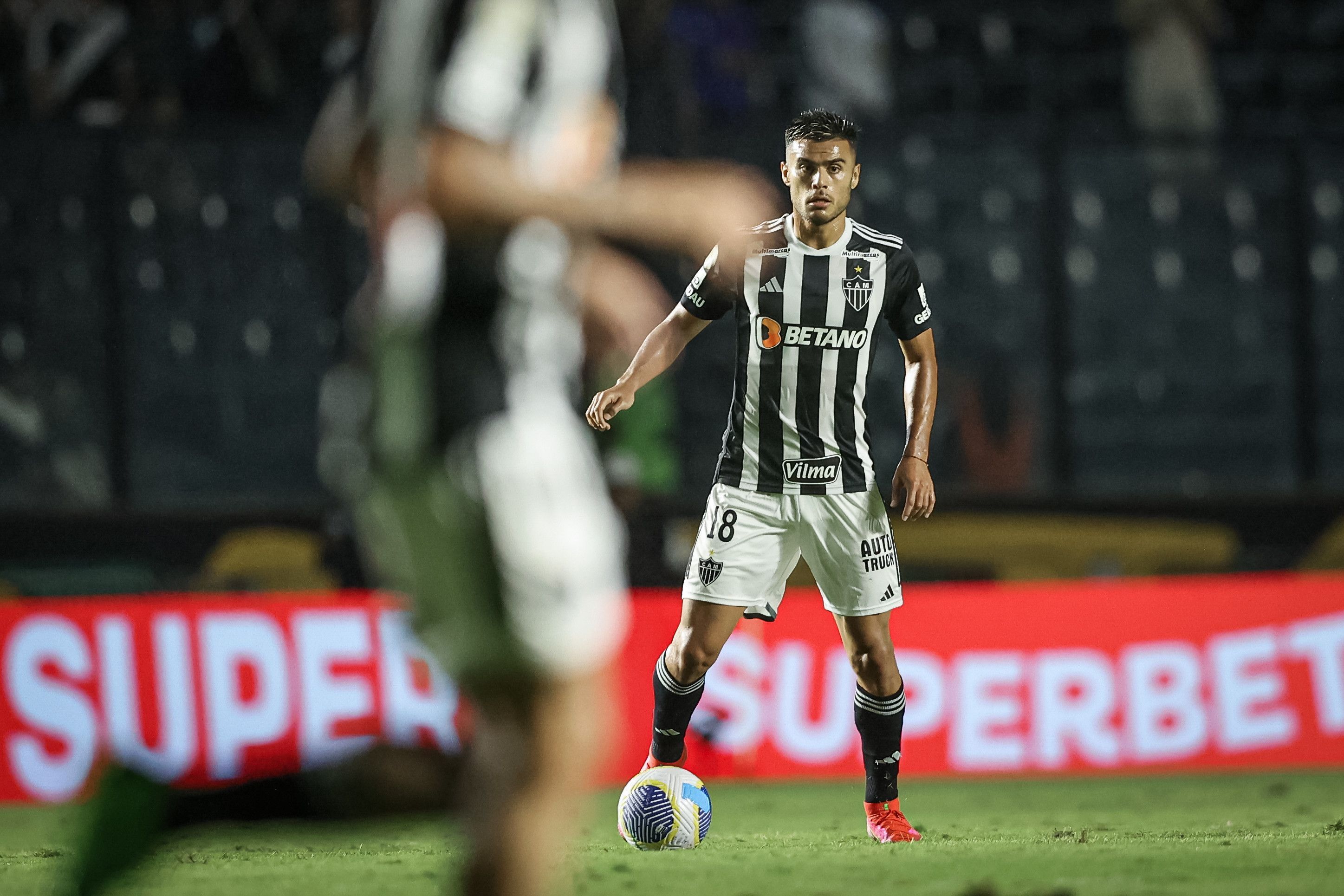 De saída? Entenda por que Fausto Vera não foi relacionado por Cuca no Atlético