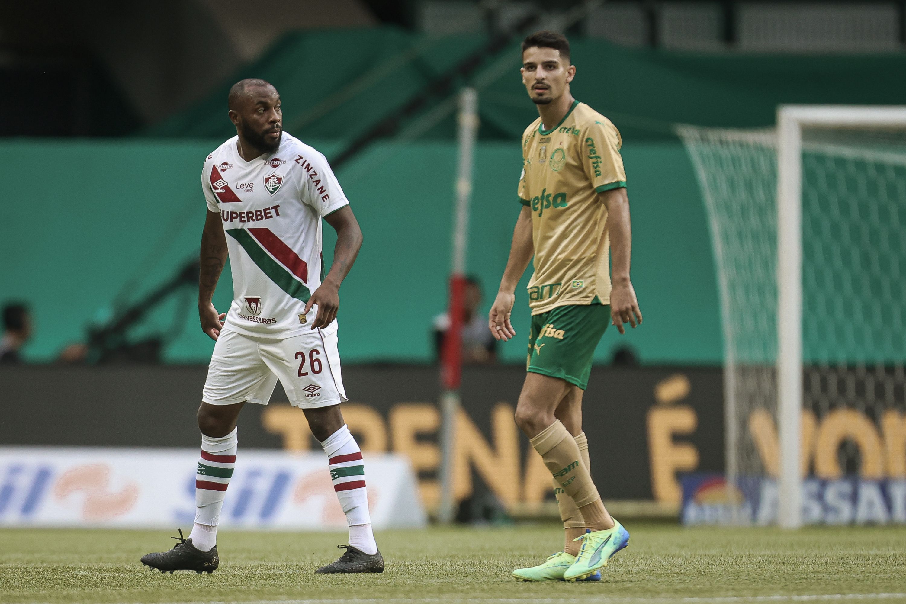 Fluminense acerta a renovação de Manoel até o final da temporada