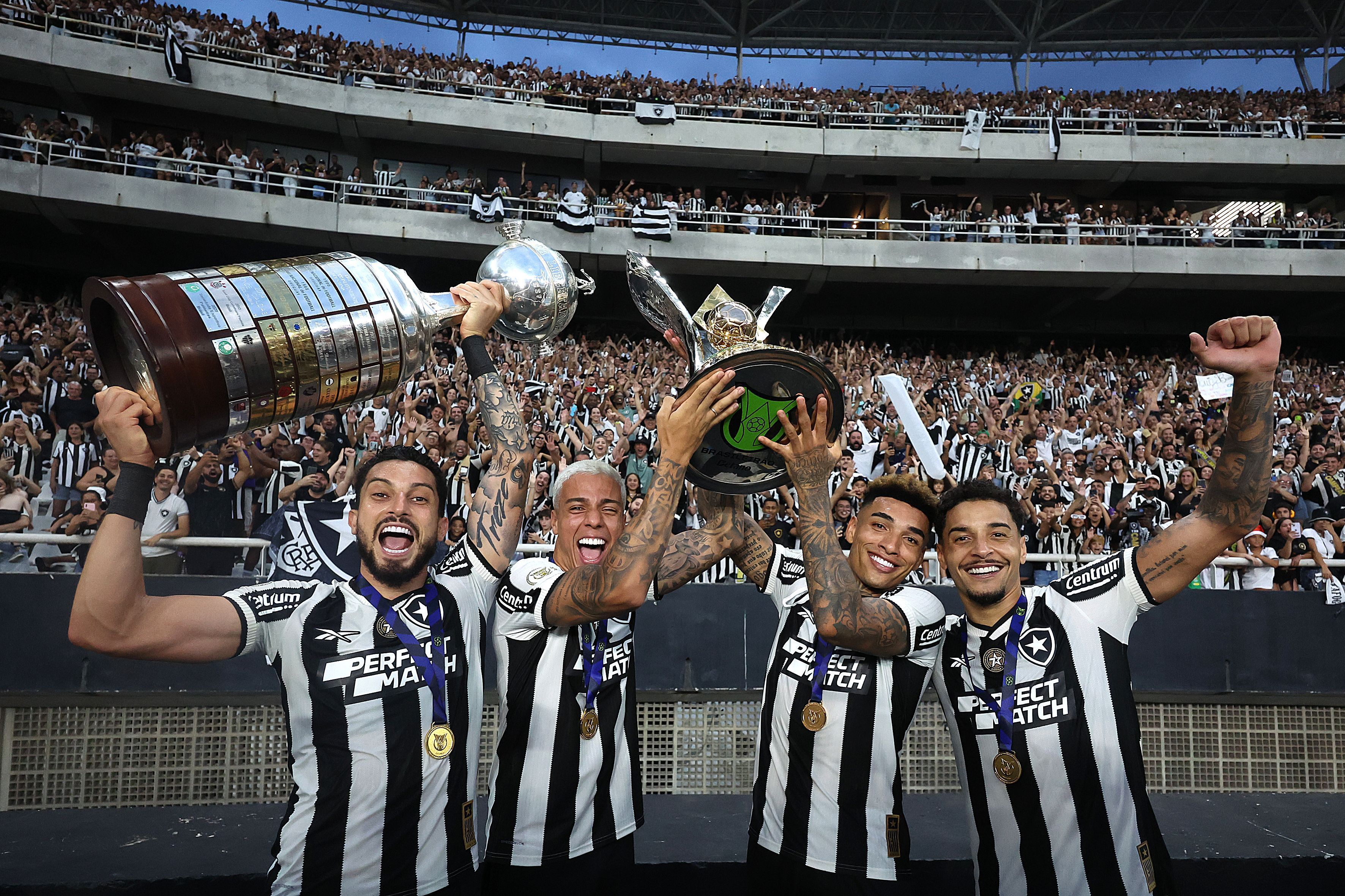 Botafogo avança em negociação com jogador alvo do Atlético em 2025
