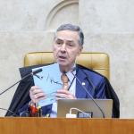Barroso abre divergência em julgamento sobre responsabilidade de redes sociais por conteúdos
