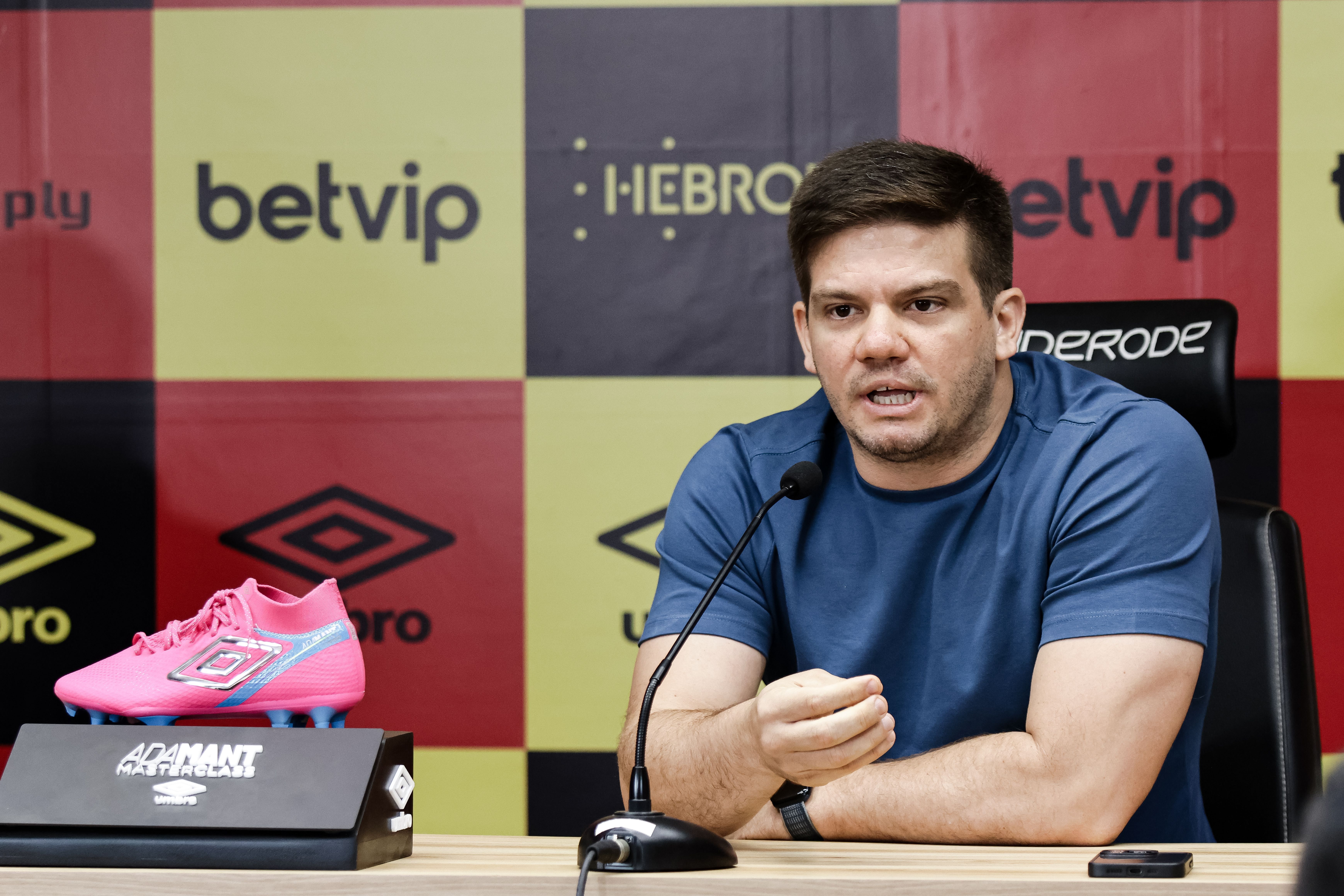 Vice de futebol do Sport abre o jogo sobre permanência do técnico Pepa