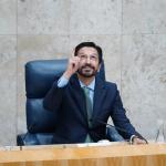 Nunes proíbe 'bom dia' e inclui novos secretários em grupo de WhatsApp da Prefeitura de SP