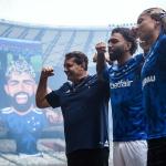 Atacante do Cruzeiro rasga elogios a Pedrinho por ações no futebol feminino