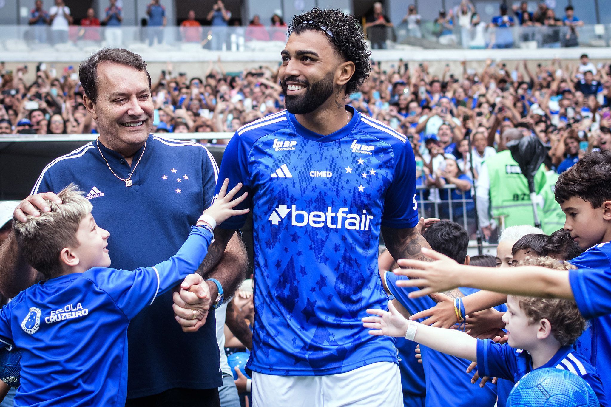 Janela fechada: veja os reforços contratados pelo Cruzeiro
