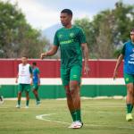 Lelê volta a treinar com elenco do Fluminense e vira opção no Carioca
