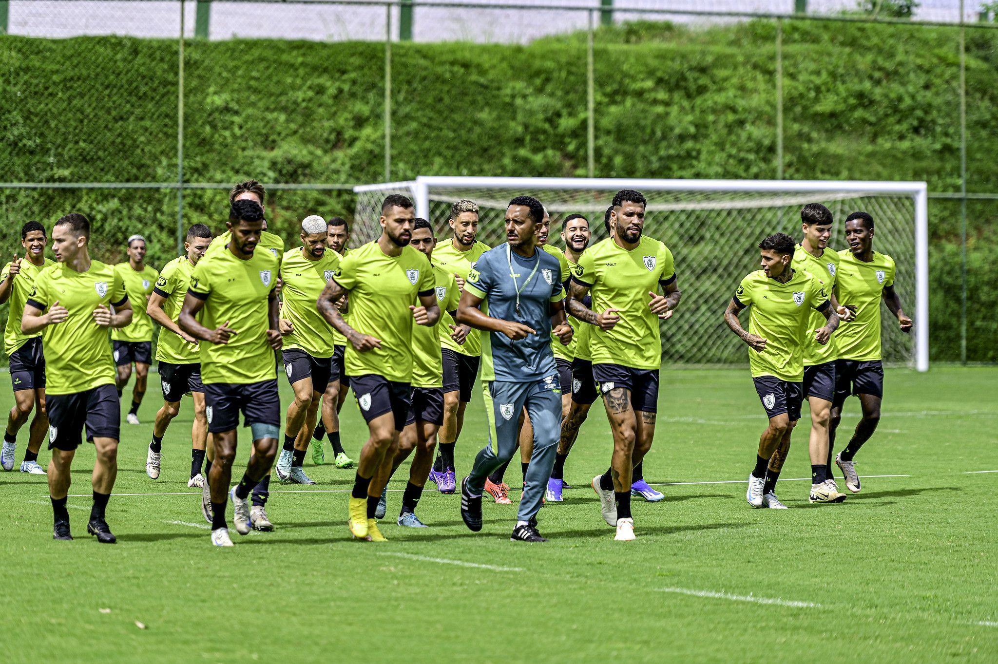 Estreia do América no Campeonato Mineiro sofre mudanças
