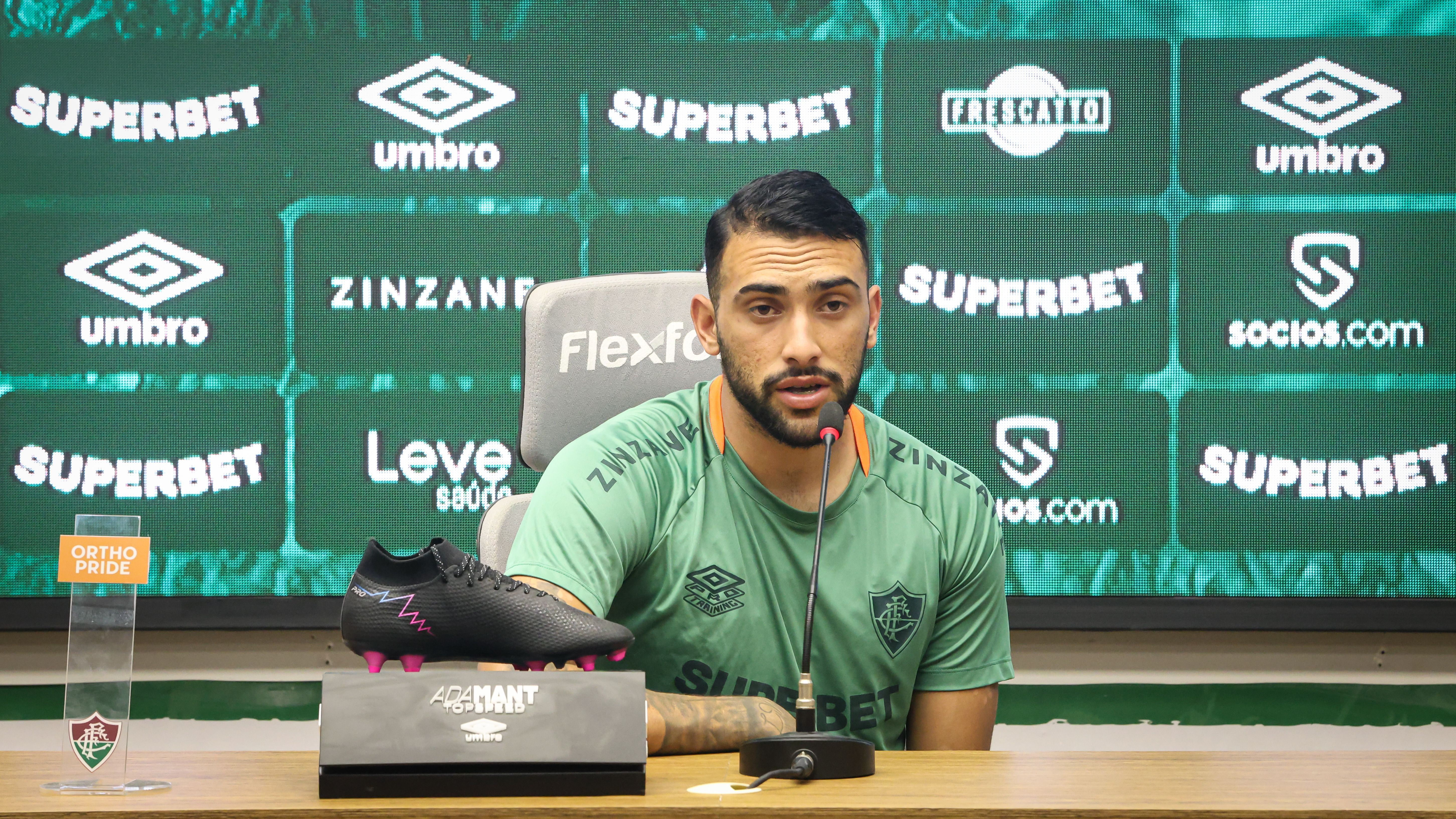 Reforço argentino do Fluminense revela inspiração em Thiago Silva